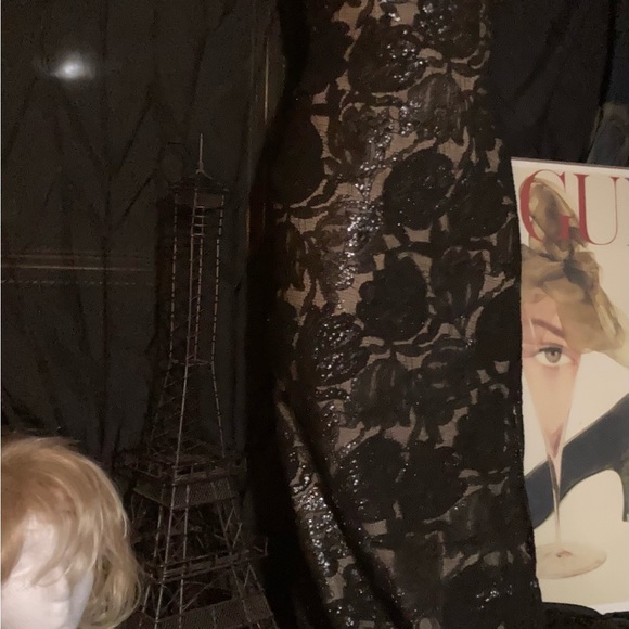 Bob Mackie gown - Picture 8 of 16